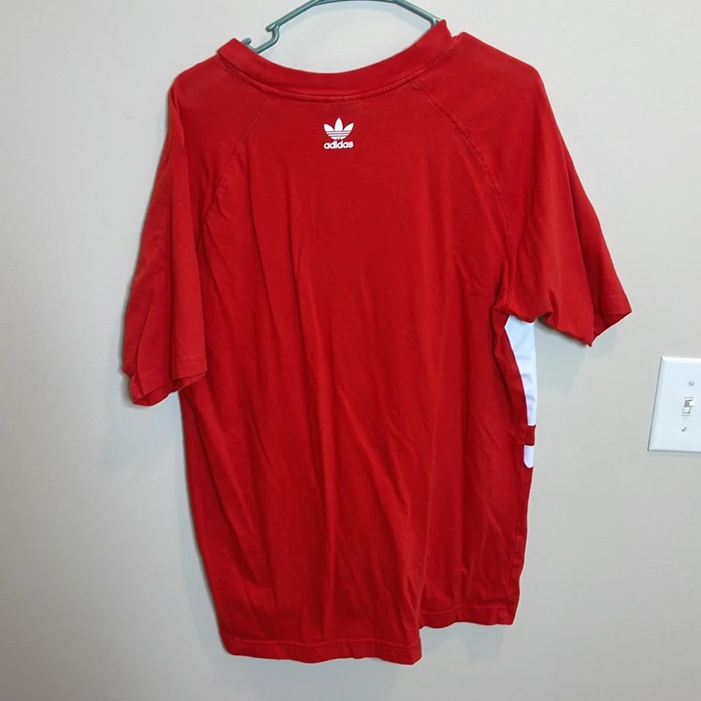 Red Mens Oversized Trefoil Shirt Size M - Picture 2 of 3